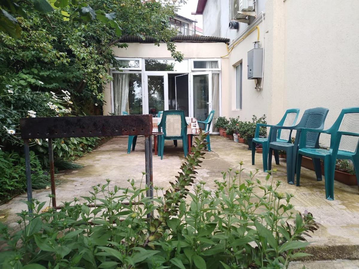 Merabi And Neli Guest House 马钦加里 外观 照片
