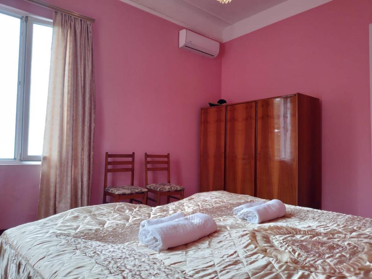 Merabi And Neli Guest House 马钦加里 外观 照片