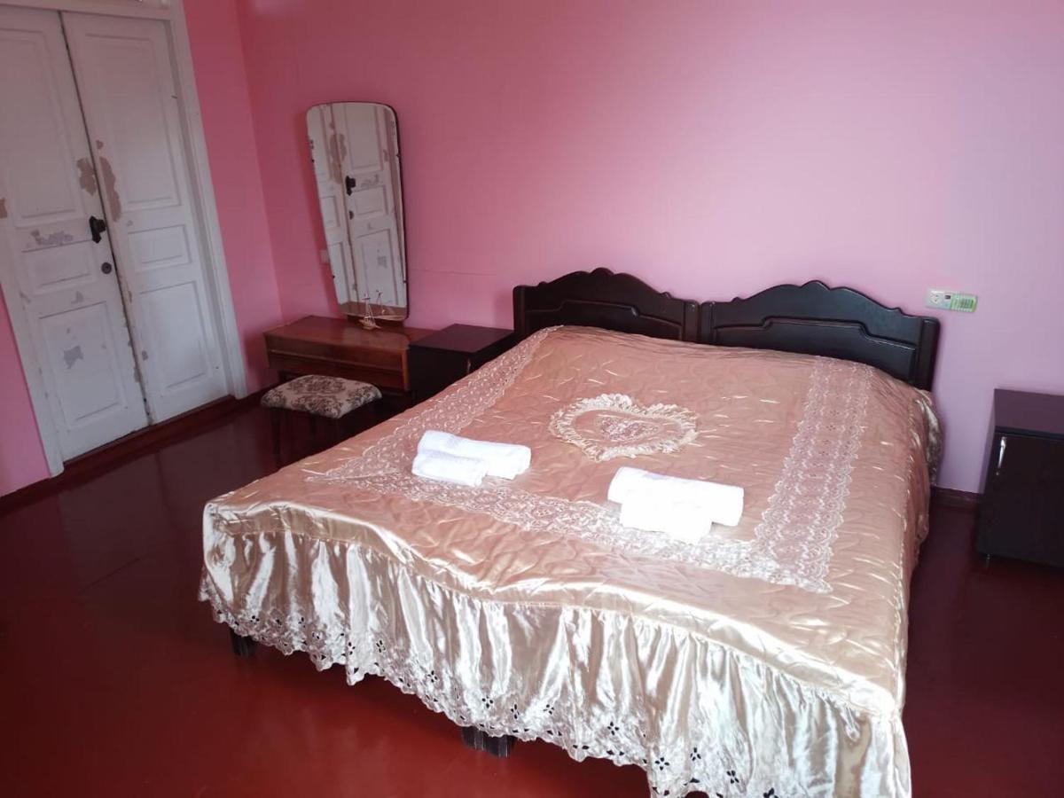 Merabi And Neli Guest House 马钦加里 外观 照片