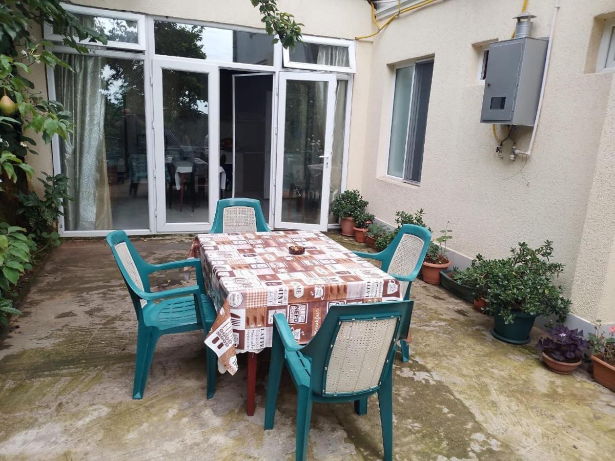 Merabi And Neli Guest House 马钦加里 外观 照片