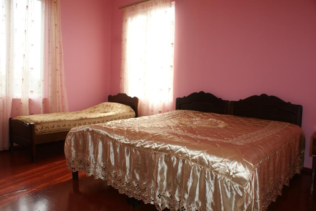 Merabi And Neli Guest House 马钦加里 客房 照片